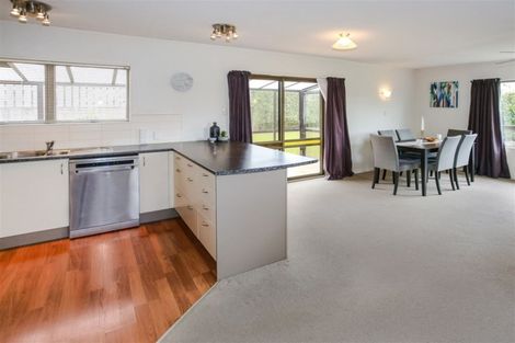 Photo of property in 71f Queen Street, Pukekohe, 2120
