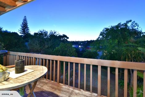 Photo of property in 5 Mayfair Crescent, Mairangi Bay, Auckland, 0630