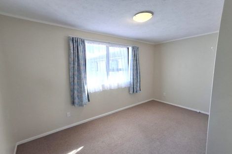 Photo of property in 2/53 Clifford Road, Johnsonville, Wellington, 6037