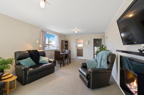Photo of property in 2/24 Oxley Avenue, St Albans, Christchurch, 8014