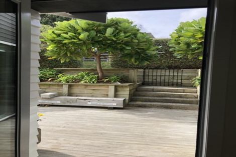 Photo of property in 47 Maungaraki Road, Korokoro, Lower Hutt, 5012