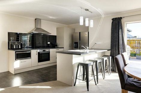 Photo of property in 9a Dover Road, St Andrews, Hamilton, 3200