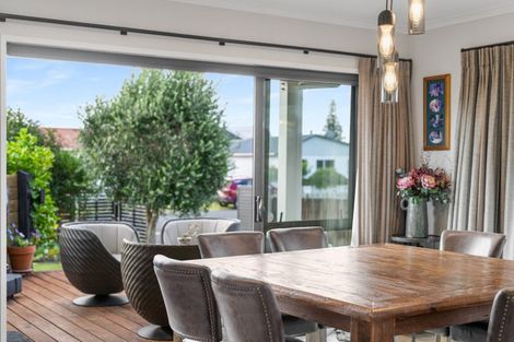 Photo of property in 102 Mark Street, Whangamata, 3620