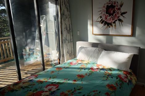 Photo of property in 132 Wadestown Road, Wadestown, Wellington, 6012