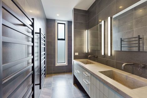 Photo of property in 7 Tutere Street, Waikanae Beach, Waikanae, 5036