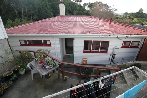 Photo of property in 40 Woodland Road, Johnsonville, Wellington, 6037