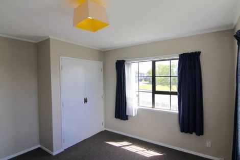 Photo of property in 57 Hollyford Drive, Clover Park, Auckland, 2105