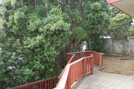 Photo of property in 2a Bay Lair Grove, Island Bay, Wellington, 6023