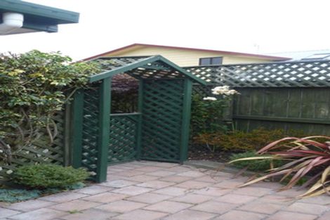 Photo of property in 36 Castletown Place, New Brighton, Christchurch, 8083