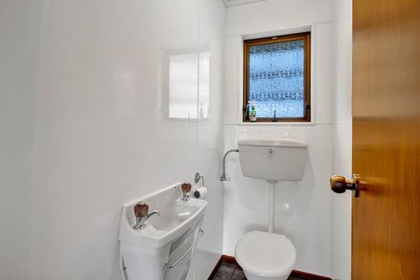 Photo of property in 38 Ketemarae Road, Normanby, Hawera, 4675