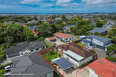 Photo of property in 13b Humphrey Kemp Avenue, Henderson, Auckland, 0612