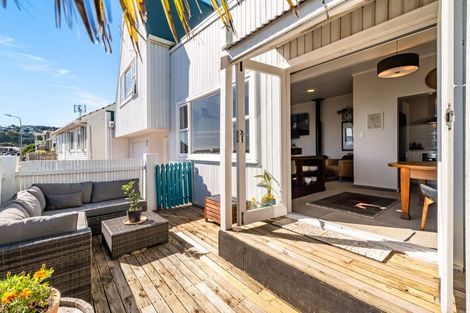 Photo of property in 31 Moana Road, Plimmerton, Porirua, 5026