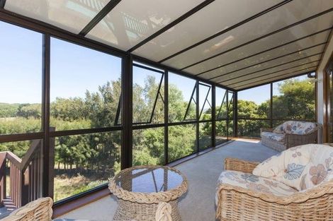 Photo of property in 34 Elizabeth Street, Waikanae, 5036