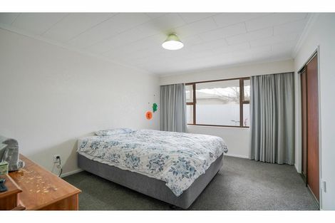 Photo of property in 8 Myers Street, Waikiwi, Invercargill, 9810