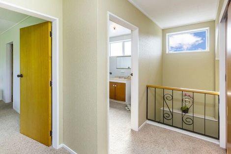 Photo of property in 3/8 Wai-iti Crescent, Woburn, Lower Hutt, 5010