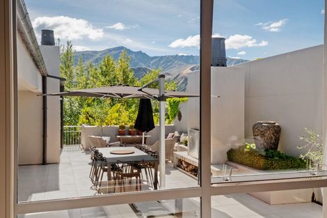 Photo of property in 1 Advance Terrace, Arrowtown, 9302