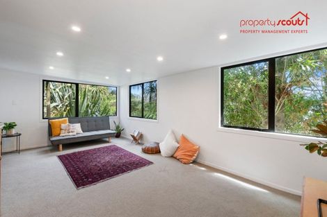 Photo of property in 2/78 Rangatira Road, Beach Haven, Auckland, 0626
