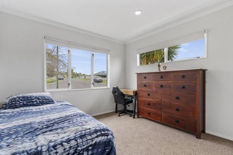Photo of property in 22 Vanderbilt Place, Welcome Bay, Tauranga, 3112