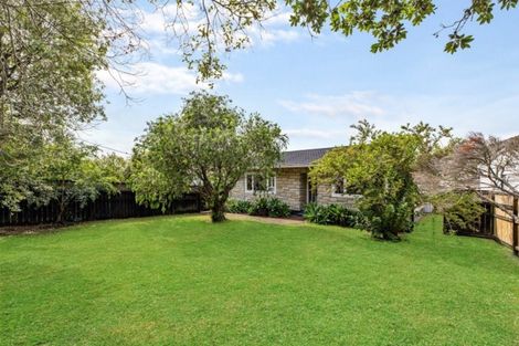 Photo of property in 1/7 Woodside Road, Massey, Auckland, 0614