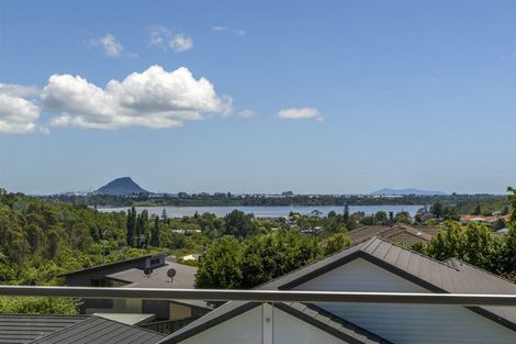 Photo of property in 6 Greenvale Place, Welcome Bay, Tauranga, 3112