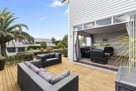 Photo of property in 11 Ridge View Crescent, Pukekohe, 2120