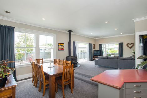Photo of property in 7 Ward Street, Riverdale, Gisborne, 4010
