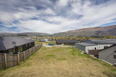 Photo of property in 16 Tuohy Lane, Wanaka, 9305