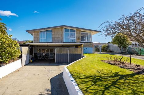 Photo of property in 50 Rhodes Street, Waimate, 7924