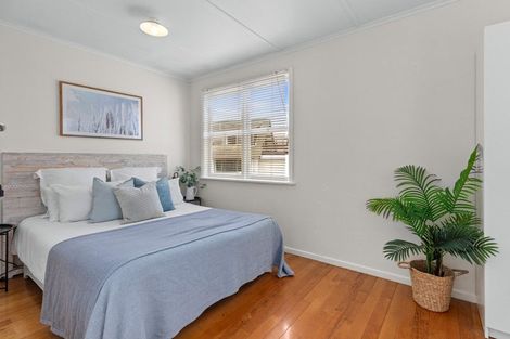 Photo of property in 2/41 Turret Road, Tauranga South, Tauranga, 3112