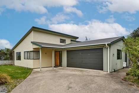 Photo of property in 26a Kirton Drive, Riverstone Terraces, Upper Hutt, 5018