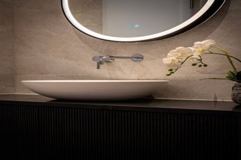 Photo of property in 1/60 Milford Road, Milford, Auckland, 0620