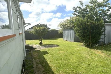 Photo of property in 77 Bartholomew Road, Levin, 5510