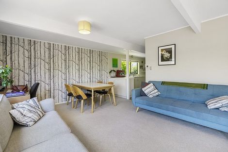 Photo of property in 437a Point Chevalier Road, Point Chevalier, Auckland, 1022