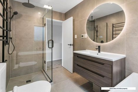 Photo of property in 43 Puhikawa Street, Massey, 0614