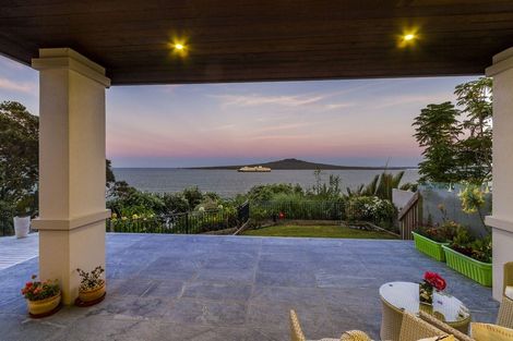 Photo of property in 2 Seacliffe Avenue, Belmont, Auckland, 0622