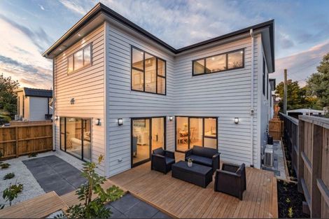 Photo of property in 11c Addison Street, Blockhouse Bay, Auckland, 0600