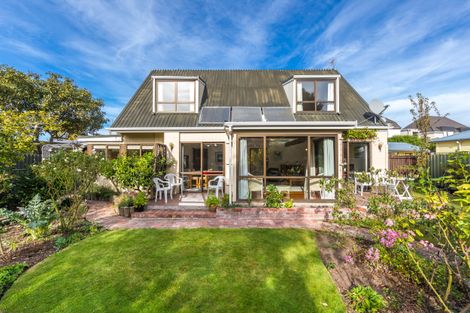 Photo of property in 2/38 Onslow Street, St Albans, Christchurch, 8014