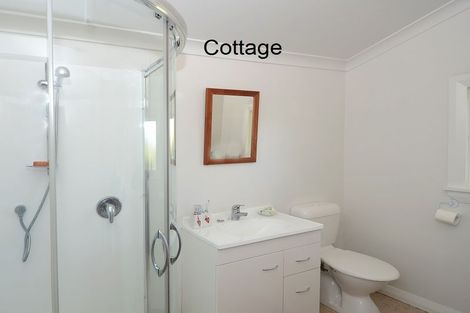 Photo of property in 16 Dalefield Road, Carterton, 5713