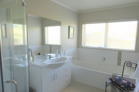 Photo of property in 71 Falcon Drive, Welcome Bay, Tauranga, 3112