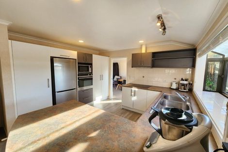 Photo of property in 109 Burswood Drive, Burswood, Auckland, 2013