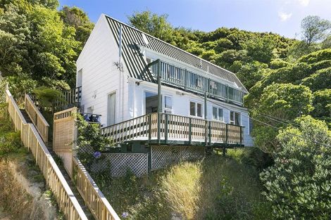 Photo of property in 105a Awarua Street, Ngaio, Wellington, 6035