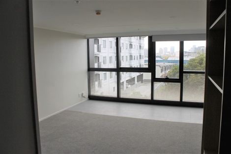 Photo of property in Luna Apartments, 4a/16 Burton Street, Grafton, Auckland, 1010