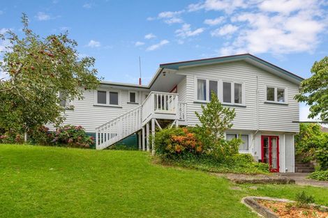 Photo of property in 21 Carey Street, Maeroa, Hamilton, 3200