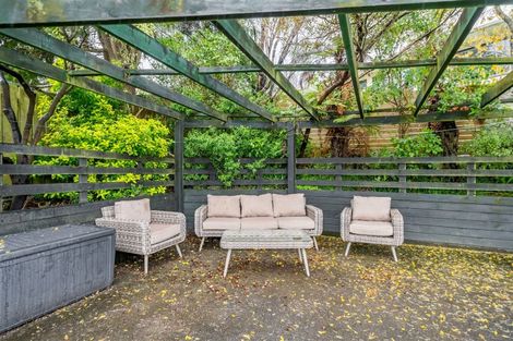 Photo of property in 7 Oaklands Grove, Clouston Park, Upper Hutt, 5018