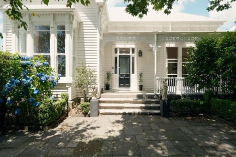 Photo of property in 7 Brookes Street, Inglewood, 4330