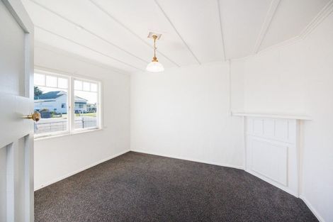 Photo of property in 23 Ross Street, Marton, 4710