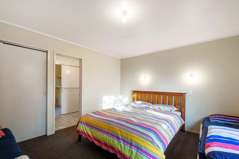 Photo of property in 2/11 Kereru Street, Two Mile Bay, Taupo, 3330