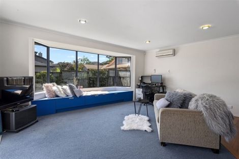 Photo of property in 8 Ballymore Drive, Pinehill, Auckland, 0632