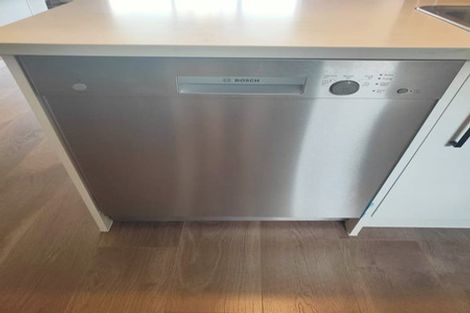 Photo of property in 35 Morihana Close, Glen Eden, 0602