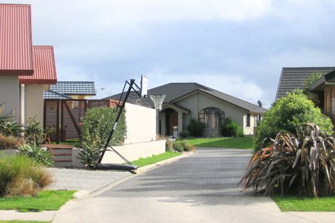 Photo of property in 1 Stratford Place, Huntington, Hamilton, 3210